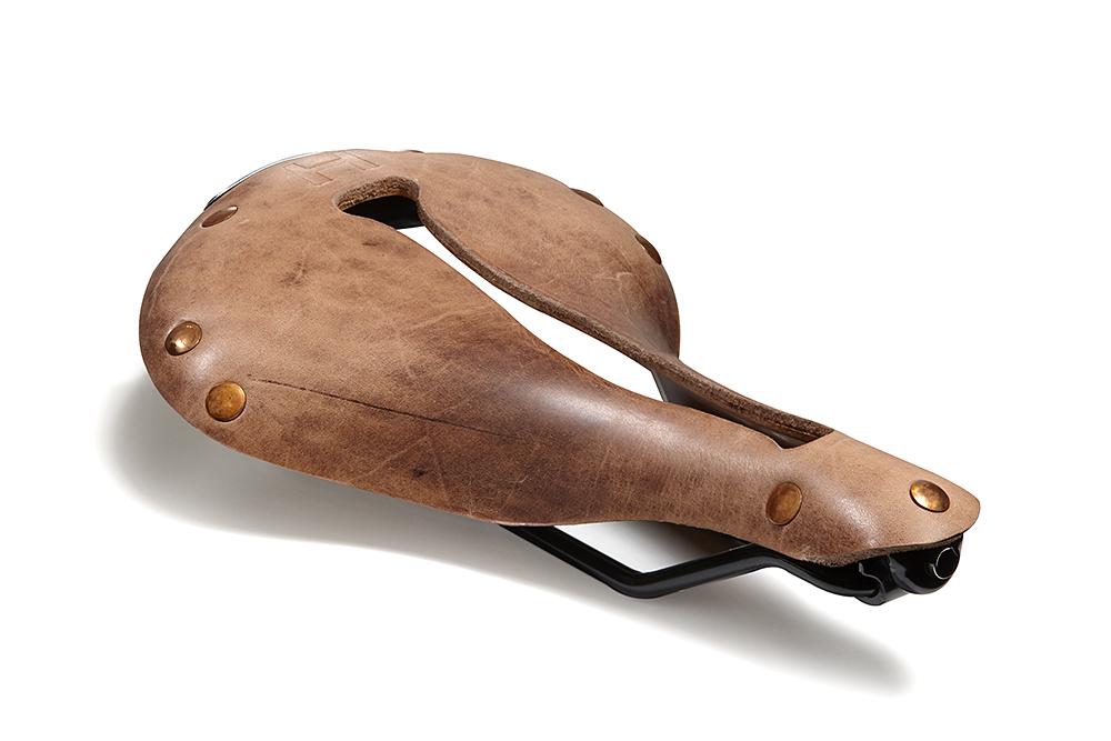H1 Touring Saddle, Tool Leather, Copper Rivets