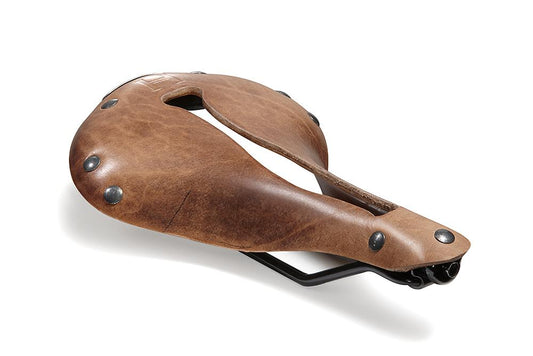 H1 Touring Saddle, Tool Leather, Gun Metal Rivets