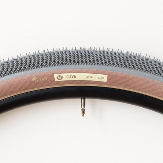 Cava Race Tyres, 650b x 47.99, Grey Skinwall
