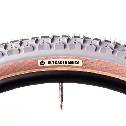 Mars Race Tyres, 27.5" x 2.2??, Grey Skinwall