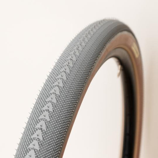 Cava Race Tyres, 650b x 47.99, Grey Skinwall