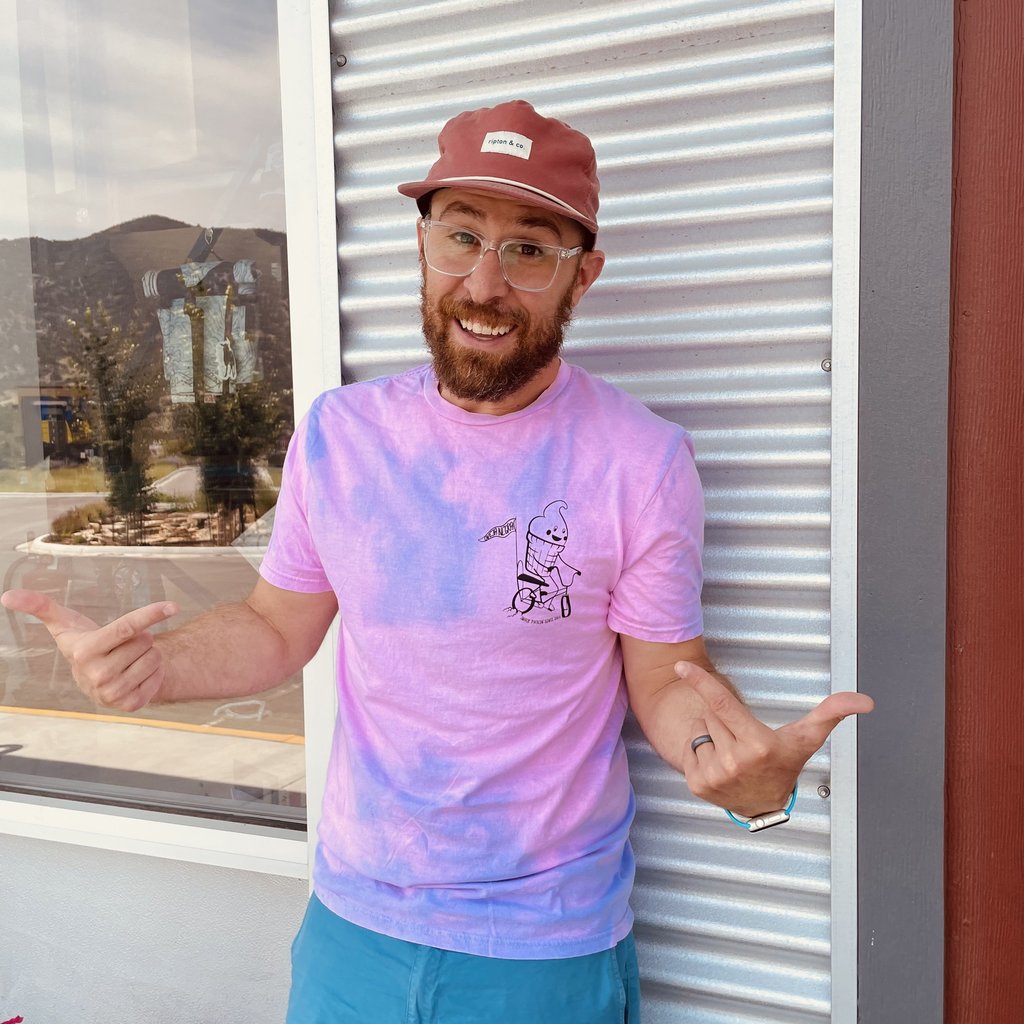 Izzy's "I Luv 2 Snacc (Pack)" Shadow Shifter Tee